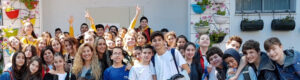 Group of students taking picture together