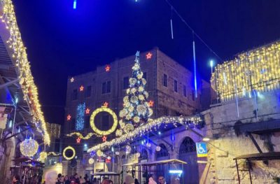 אורות חג המולד בשער החדש בירושלים